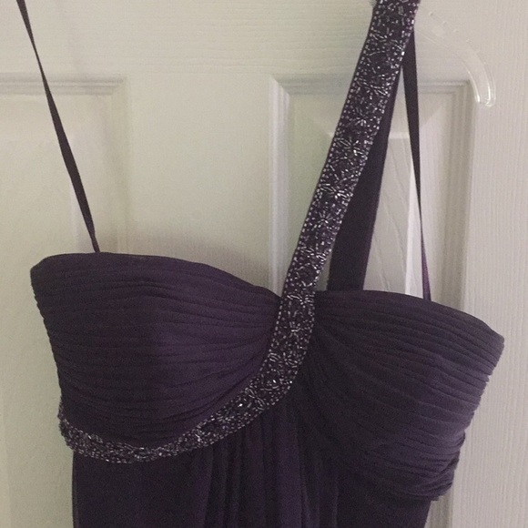 NWOT Caché purple cocktail dress shoulder strap.​ - Picture 2 of 4